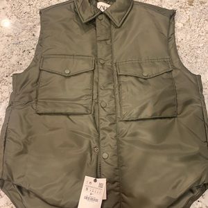 Zara womens puffer vest. Brand new with tags